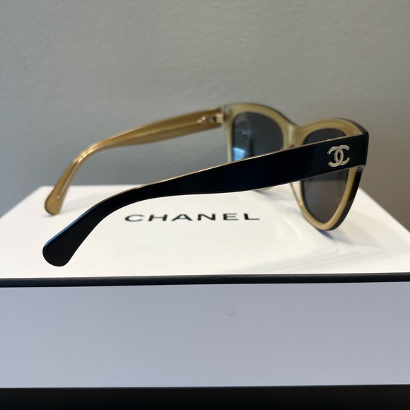 Authentic Chanel Gold Mirrored Sunglasses - Picture 3 of 12